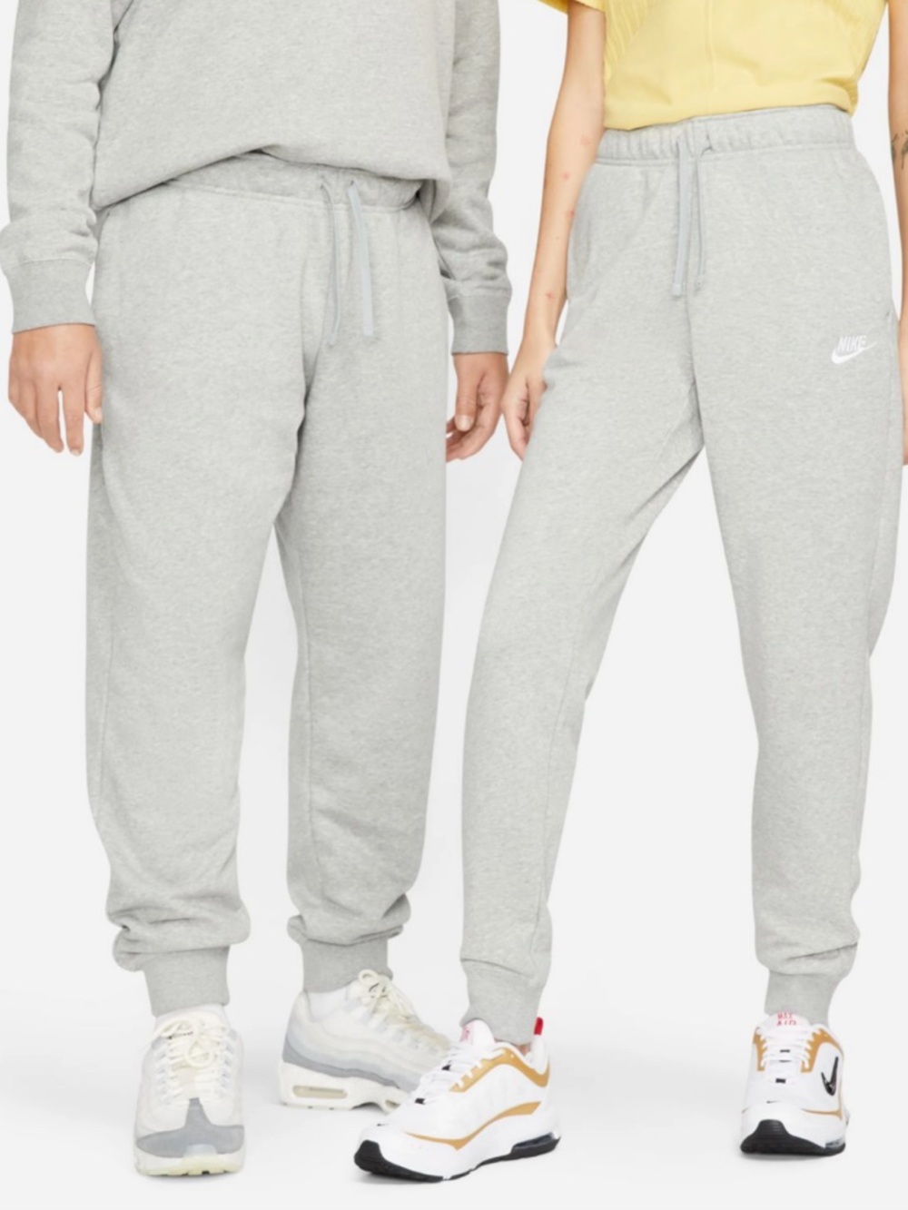 NWT Nike Sportswear Club Fleece Mid-Rise Joggers